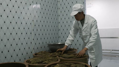 望谟 烟熏腊肉加工忙 溢出满满年滋味